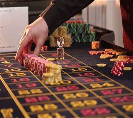 “Vượt Qua Chướng Ngại Vật, Bí Mật 5 Chiến Lược Quan Trọng Để Chiến Thắng Trong Trò Poker”