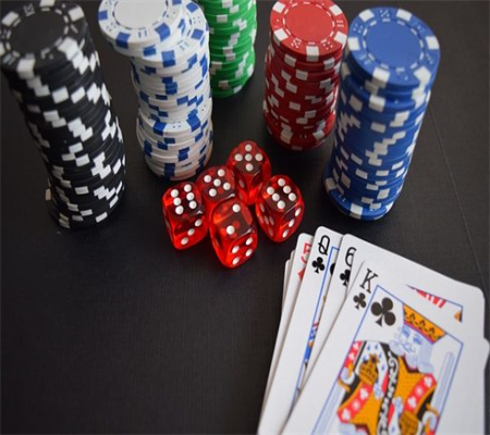Cách Chiến Thắng Cao Trong Poker: Nắm Vững Quy Tắc Cơ Bản Của Texas Hold'em!